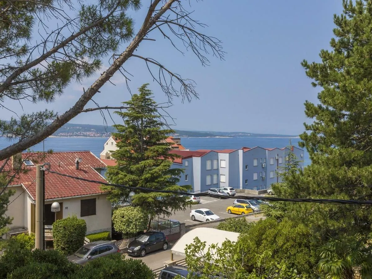 Apartment Cherry 2 Selce